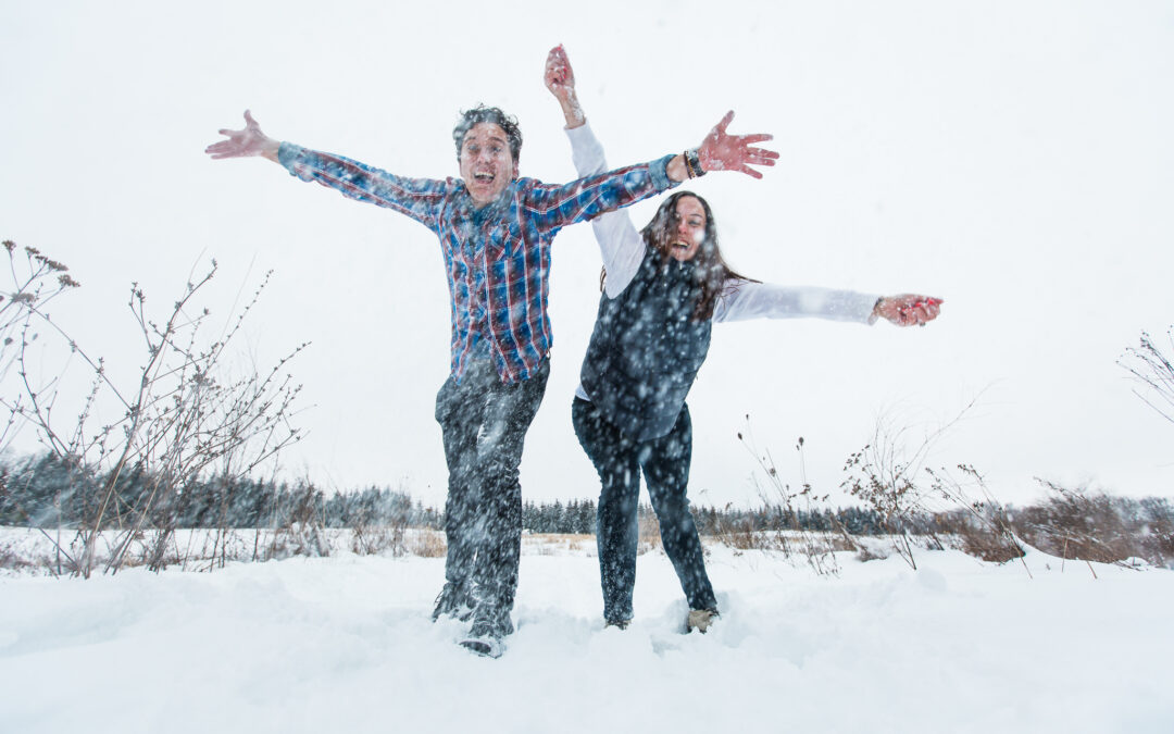 Kortright Centre Winter Engagement Photos – Diana & Alex